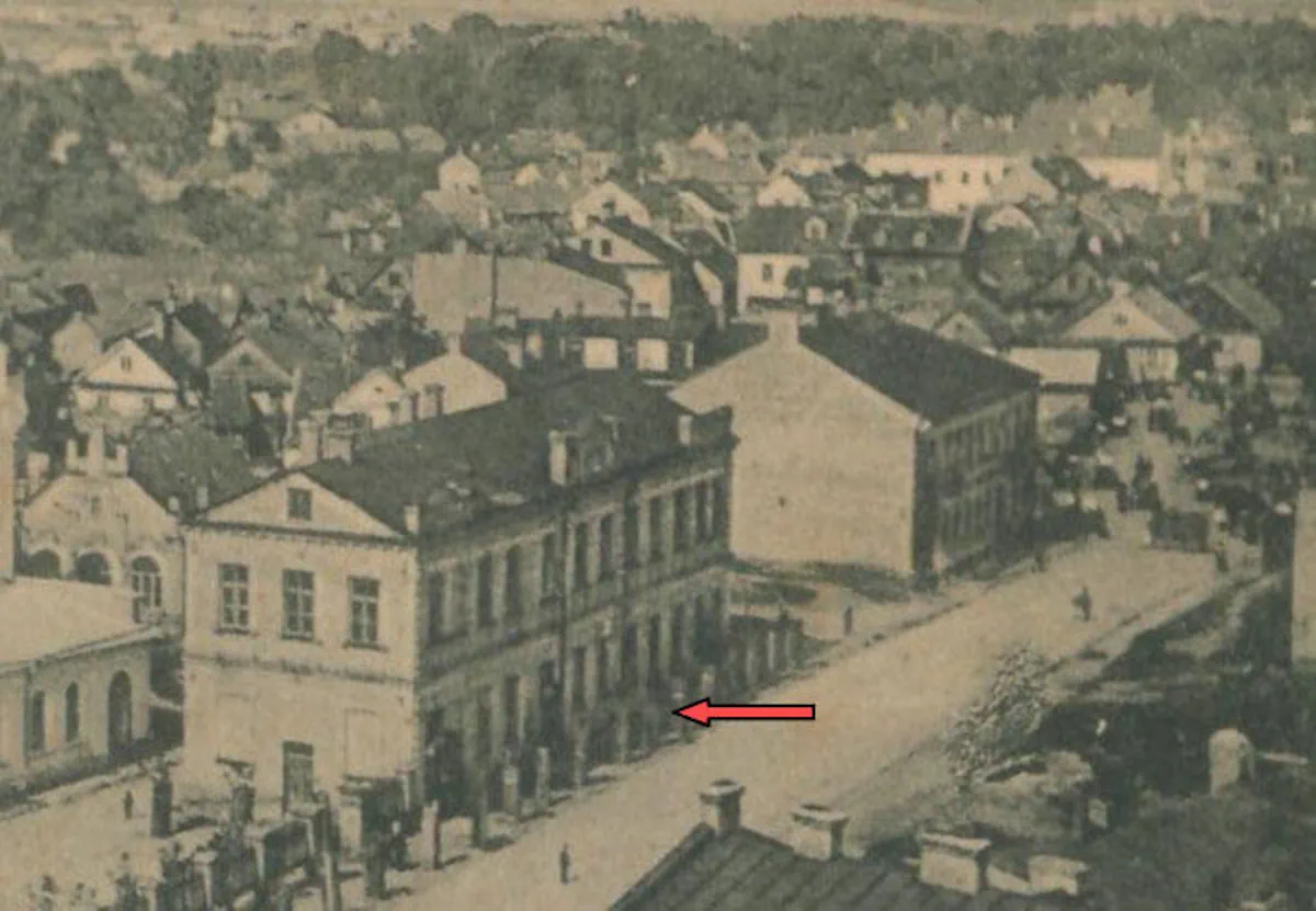 Будынак на Вялікай Траецкай, 57 у 1905 годзе. Фота з матэрыялаў справаздачы аб АУНА