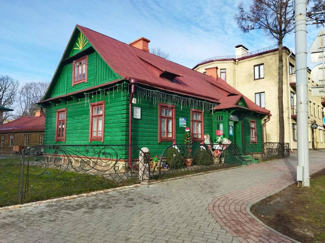 Будынак на Дзяржынскага, 10. Былы дом Вагнера. Фота: Яндэкс Карты