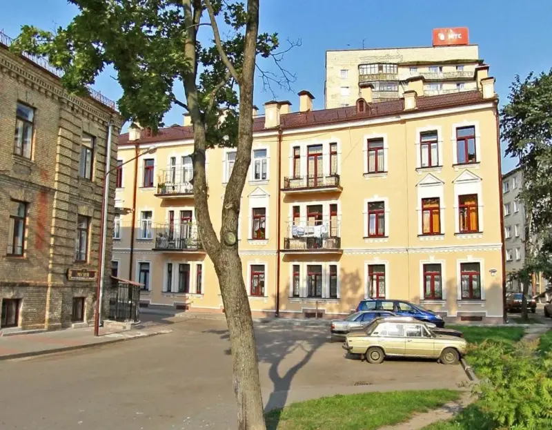 Будынак на вуліцы Батанічнай, 15. Фота: Яндэкс Карты