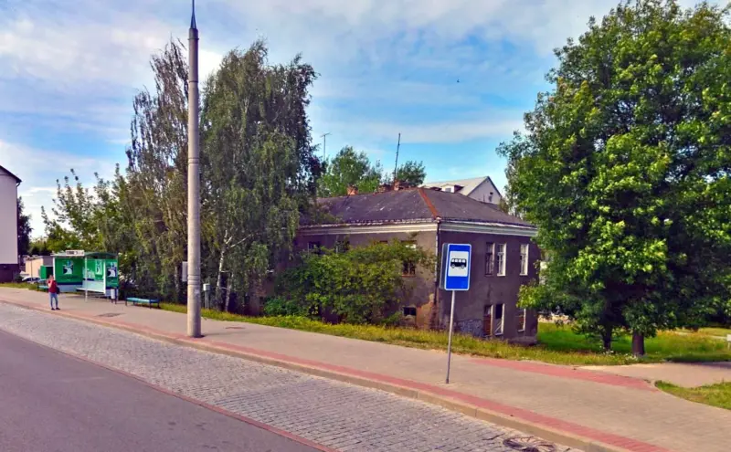 Вид на дом на Будённого, 52 с улицы. Фото: Яндекс Карты