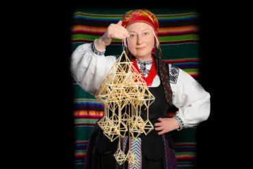 «Я шукала моцную жанчыну. А потым зразумела, што гэта я». Як эміграцыя, вышыванка і TikTok дапамаглі Ірыне зноў знайсці сябе