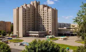 У Гродне зноў прадаюць гасцініцу на Паповіча. Яе забралі ў кітайцаў Гасцініца на Паповіча. Фота: grodnoplustv.by