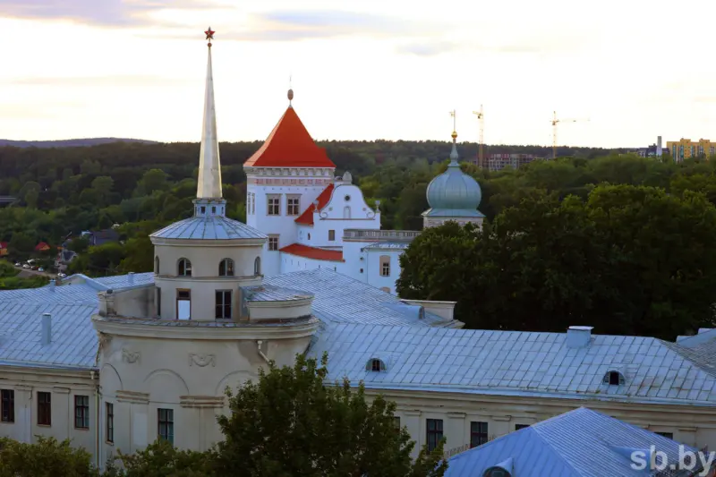 У Гродне прапануюць экскурсіі па горадзе і вобласці. Куды можна схадзіць да канца лета